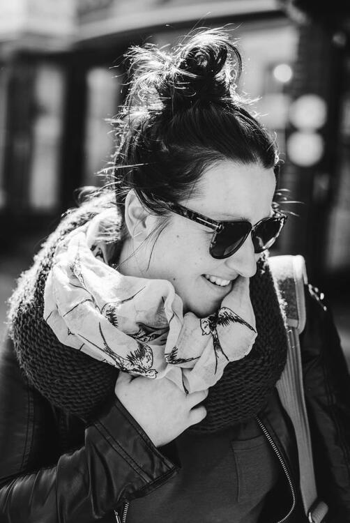 Portrait of Caroline Lessard Photographe Caroline Lessard - Montreal Wedding Photographer - Logo Signature